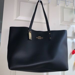 LARGE COACH TOTE BLACK LEATHER